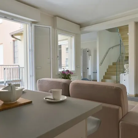 Ur-nest Piazza Maggiore Apartamento *