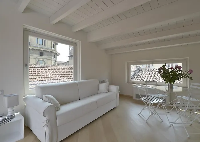 Ur-nest Piazza Maggiore 아파트 *