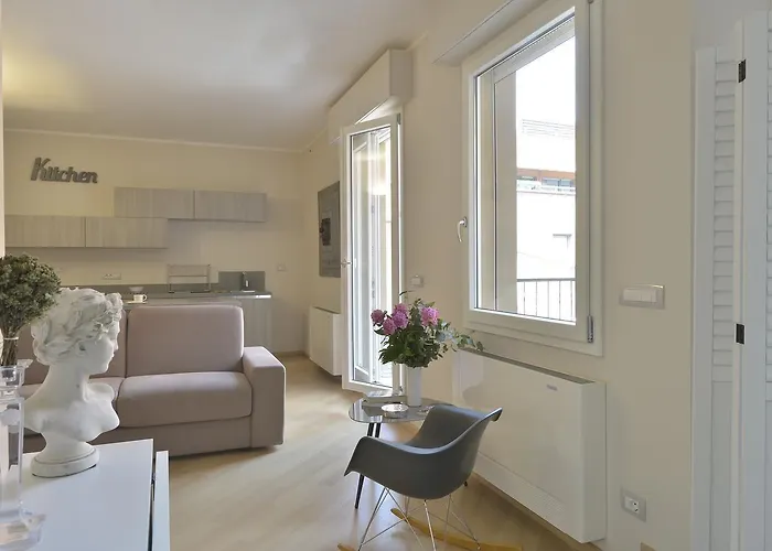 Ur-nest Piazza Maggiore * 볼로냐