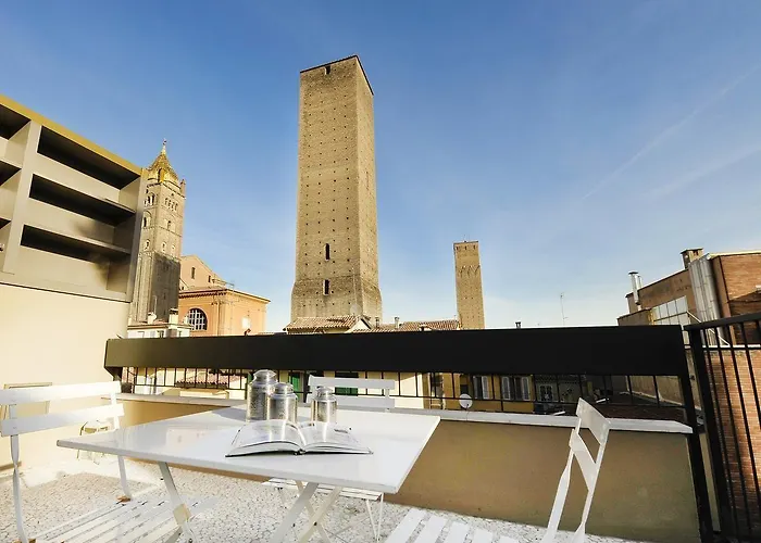 Ur-nest Piazza Maggiore * 볼로냐